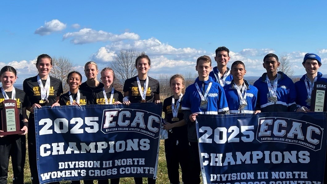 Mariners, Aggies collect cross country team titles
